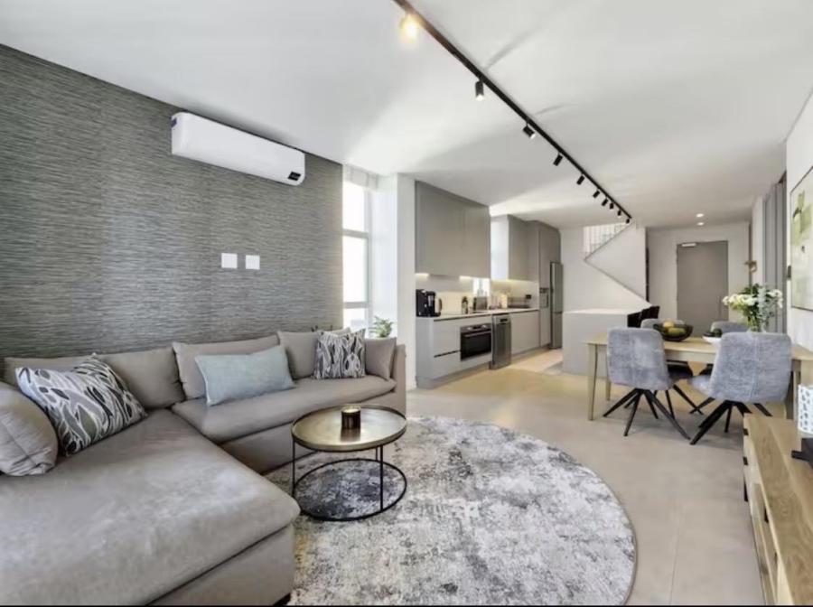 To Let 3 Bedroom Property for Rent in Green Point Western Cape